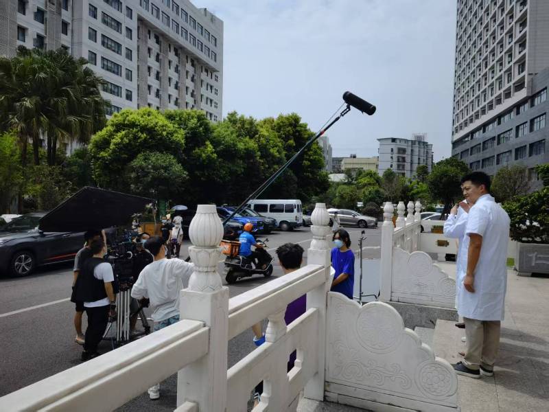青龙广告片拍摄公司低成本实现高规格制作的诀窍